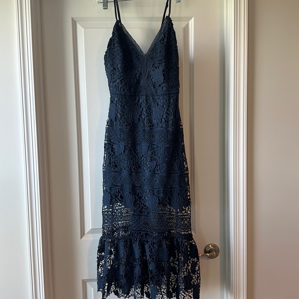 Two sisters blue mid-length dress with embroidered overlay